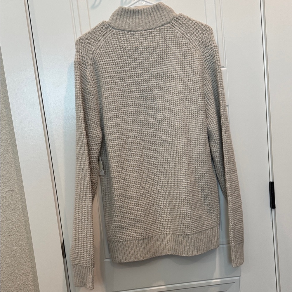Old Navy Men's Cream Buttoned Turtleneck Sweater - Picture 5 of 5